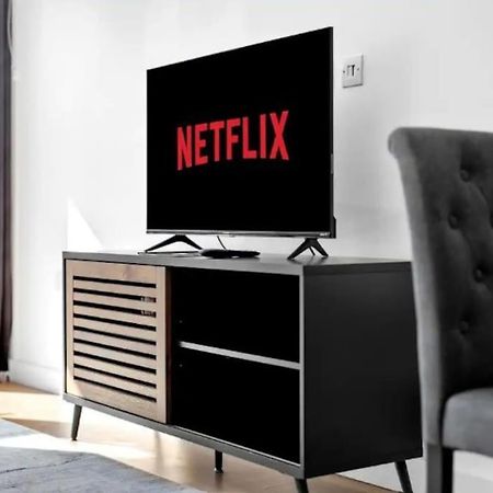 Deluxe 1 Bed In Colindale Wembley With Freewifitv Lägenhet London Exteriör bild